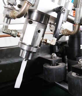 湖北齐力聚合获得耐磨性聚氨酯合成革出产加工设备专利